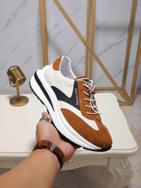 Picture of Gucci Shoes _SKUGuccisz38-44mnf022410503